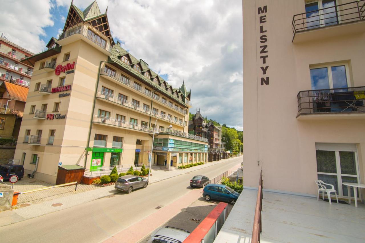 Krynica Apartamenty 100M Duzy Apartament, Salon + 3 Sypialnie Przy Deptaku Екстер'єр фото